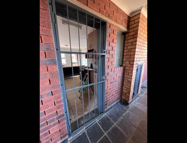 2 BEDROOM PROPERTY TO RENT IN KIBLER PARK